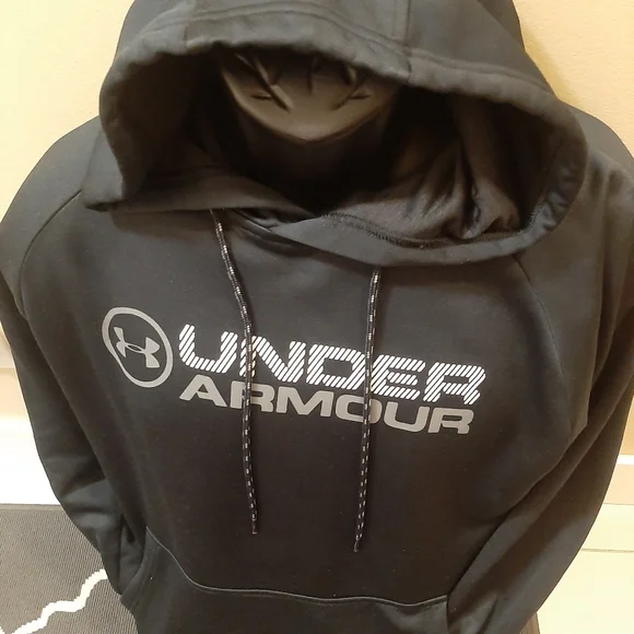 Under Armour - Picture 5 of 6